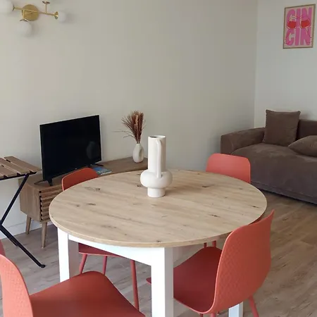 Near The In The Heart Of Apartment *